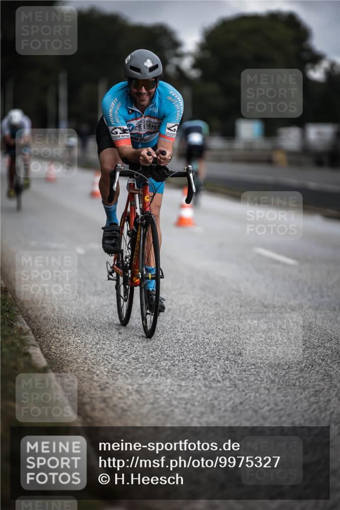 16.08.2026 - KN Förde Triathlon 2026 H.Heesch http://msf.ph/oto/9975327 16.08.2026 11:10:50 Radfahren 318, 338, 403 meine-sportfotos.de