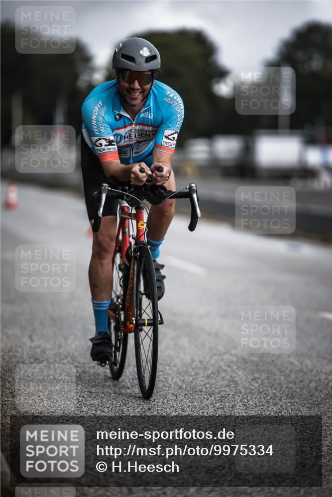 16.08.2026 - KN Förde Triathlon 2026 H.Heesch http://msf.ph/oto/9975334 16.08.2026 11:10:50 Radfahren 318, 338, 403 meine-sportfotos.de