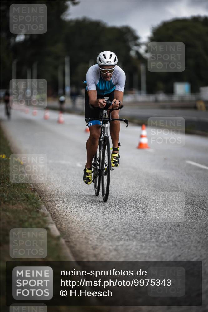 16.08.2026 - KN Förde Triathlon 2026 H.Heesch http://msf.ph/oto/9975343 16.08.2026 11:10:52 Radfahren 318, 338 meine-sportfotos.de