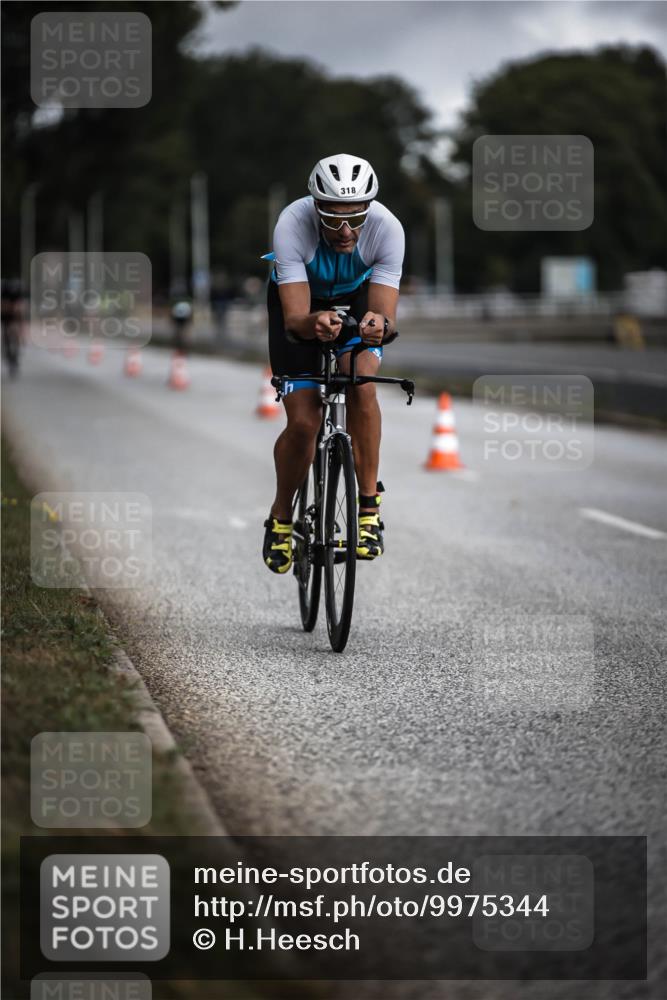 16.08.2026 - KN Förde Triathlon 2026 H.Heesch http://msf.ph/oto/9975344 16.08.2026 11:10:52 Radfahren 318, 338 meine-sportfotos.de