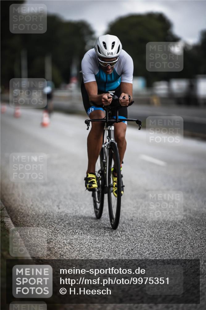 16.08.2026 - KN Förde Triathlon 2026 H.Heesch http://msf.ph/oto/9975351 16.08.2026 11:10:53 Radfahren 318, 338, 340 meine-sportfotos.de