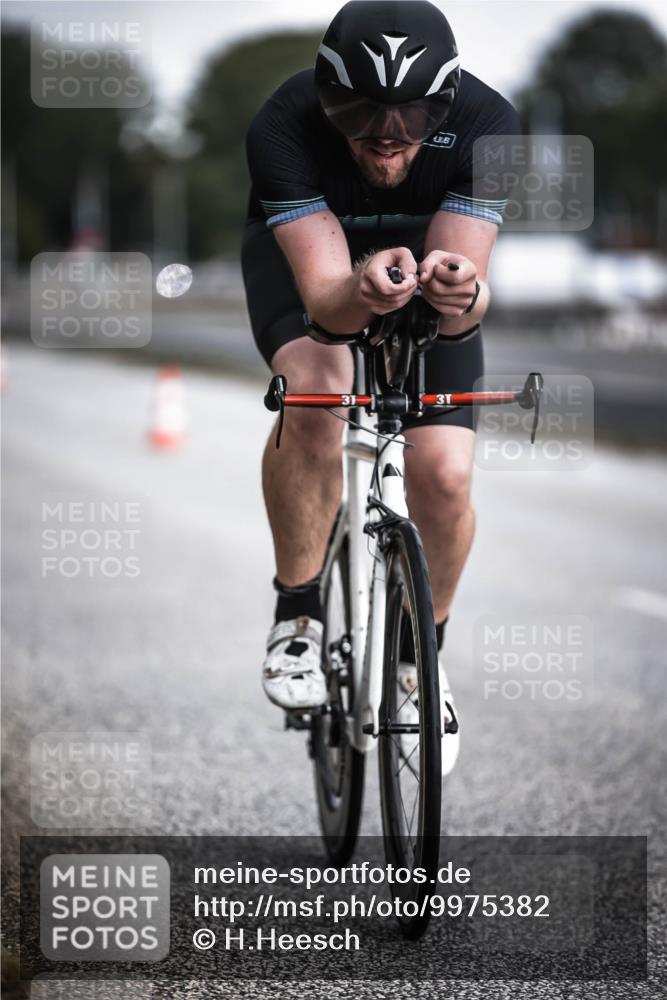 16.08.2026 - KN Förde Triathlon 2026 H.Heesch http://msf.ph/oto/9975382 16.08.2026 11:11:00 Radfahren 311, 316, 340, 394 meine-sportfotos.de