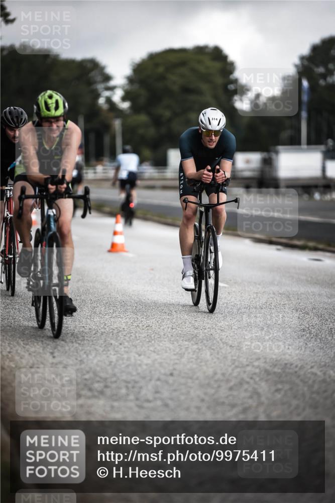 16.08.2026 - KN Förde Triathlon 2026 H.Heesch http://msf.ph/oto/9975411 16.08.2026 11:11:15 Radfahren 314, 321, 342, 352, 365, 372, 386, 430 meine-sportfotos.de