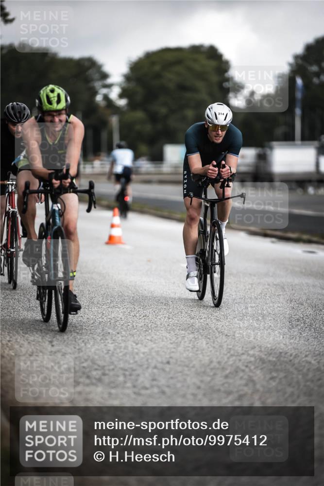 16.08.2026 - KN Förde Triathlon 2026 H.Heesch http://msf.ph/oto/9975412 16.08.2026 11:11:16 Radfahren 314, 317, 342, 352, 365, 372, 386, 430 meine-sportfotos.de