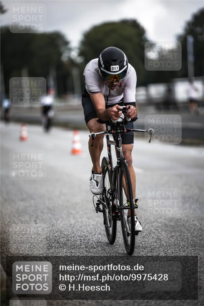 16.08.2026 - KN Förde Triathlon 2026 H.Heesch http://msf.ph/oto/9975428 16.08.2026 11:11:22 Radfahren 317, 353, 409, 430 meine-sportfotos.de