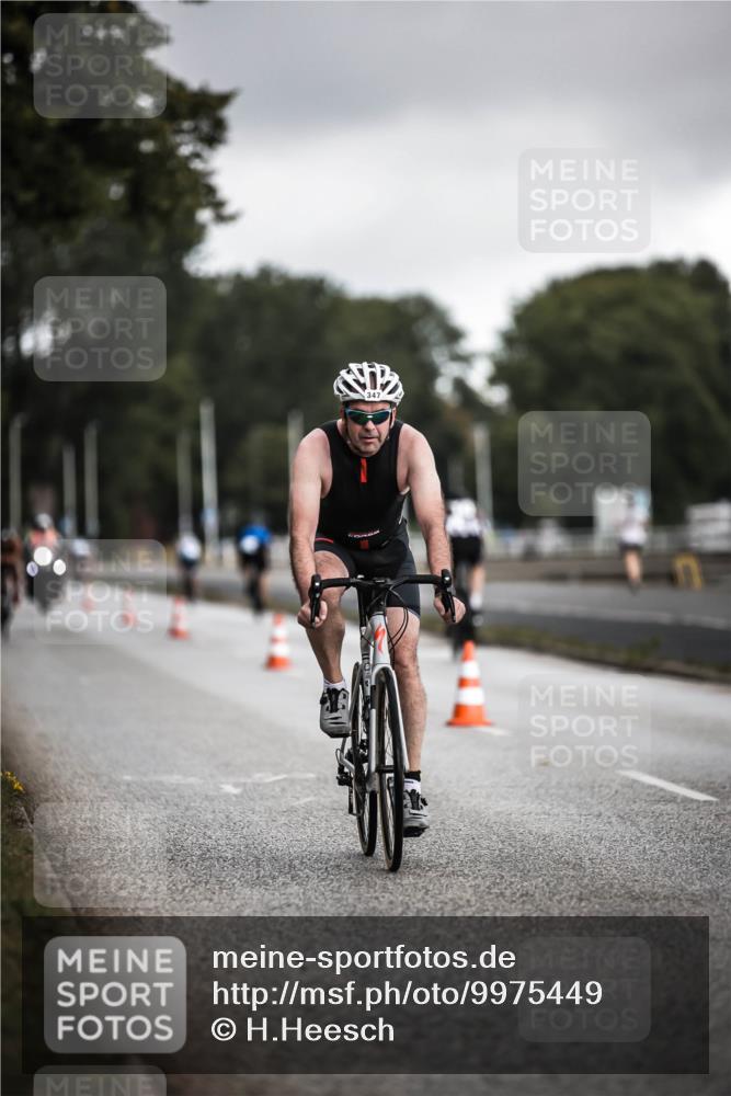 16.08.2026 - KN Förde Triathlon 2026 H.Heesch http://msf.ph/oto/9975449 16.08.2026 11:11:33 Radfahren 309, 320, 327, 347, 401, 411 meine-sportfotos.de