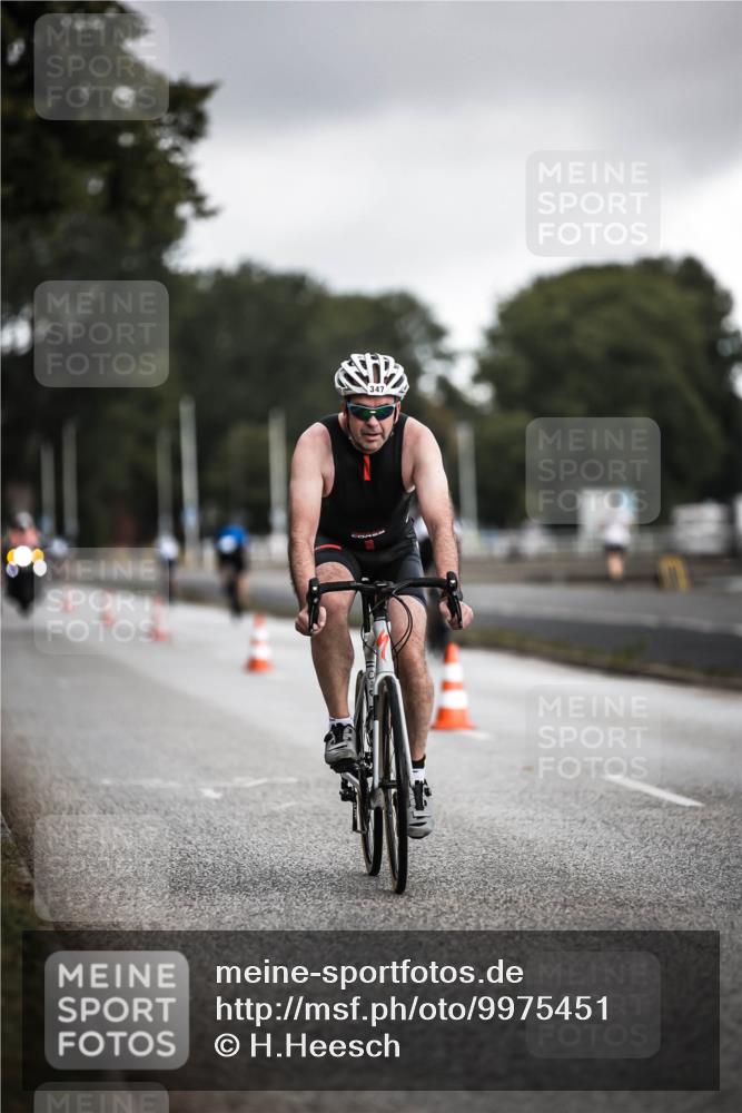 16.08.2026 - KN Förde Triathlon 2026 H.Heesch http://msf.ph/oto/9975451 16.08.2026 11:11:33 Radfahren 309, 320, 327, 347, 401, 411 meine-sportfotos.de