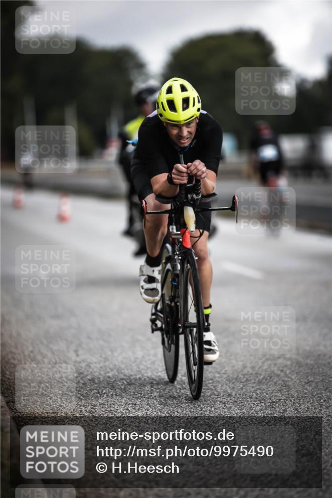 16.08.2026 - KN Förde Triathlon 2026 H.Heesch http://msf.ph/oto/9975490 16.08.2026 11:11:40 Radfahren 221, 324, 336, 401, 441 meine-sportfotos.de