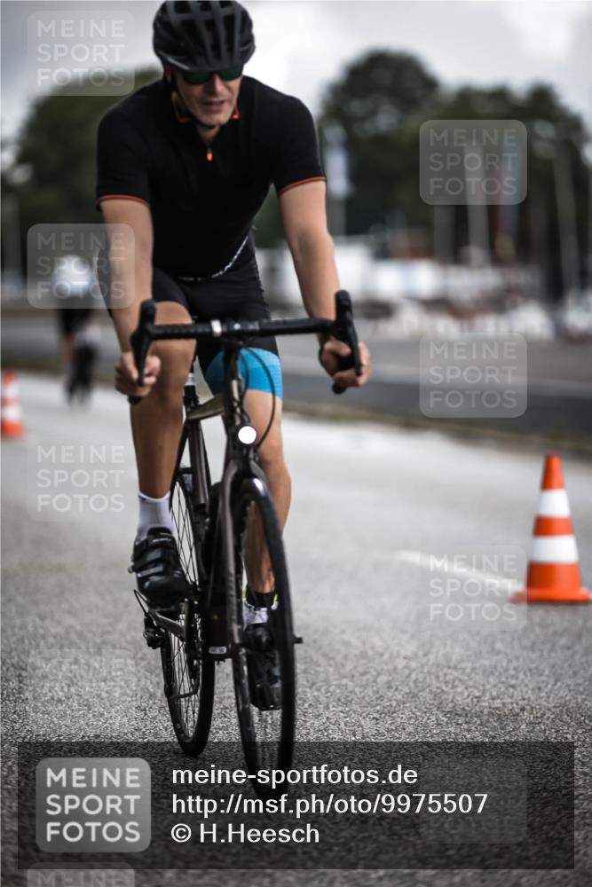 16.08.2026 - KN Förde Triathlon 2026 H.Heesch http://msf.ph/oto/9975507 16.08.2026 11:11:49 Radfahren 305, 368, 398 meine-sportfotos.de