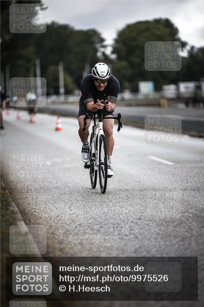 16.08.2026 - KN Förde Triathlon 2026 H.Heesch http://msf.ph/oto/9975526 16.08.2026 11:11:55 Radfahren 305, 337, 370, 373, 377, 397, 398 meine-sportfotos.de