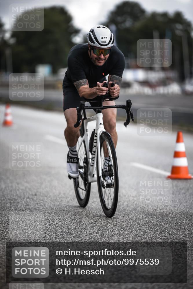 16.08.2026 - KN Förde Triathlon 2026 H.Heesch http://msf.ph/oto/9975539 16.08.2026 11:11:55 Radfahren 305, 337, 370, 373, 377, 397, 398 meine-sportfotos.de