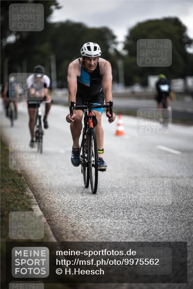 16.08.2026 - KN Förde Triathlon 2026 H.Heesch http://msf.ph/oto/9975562 16.08.2026 11:12:00 Radfahren 337, 357, 369, 370, 389, 393, 397 meine-sportfotos.de