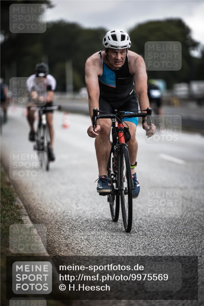 16.08.2026 - KN Förde Triathlon 2026 H.Heesch http://msf.ph/oto/9975569 16.08.2026 11:12:00 Radfahren 337, 357, 369, 370, 389, 393, 397 meine-sportfotos.de