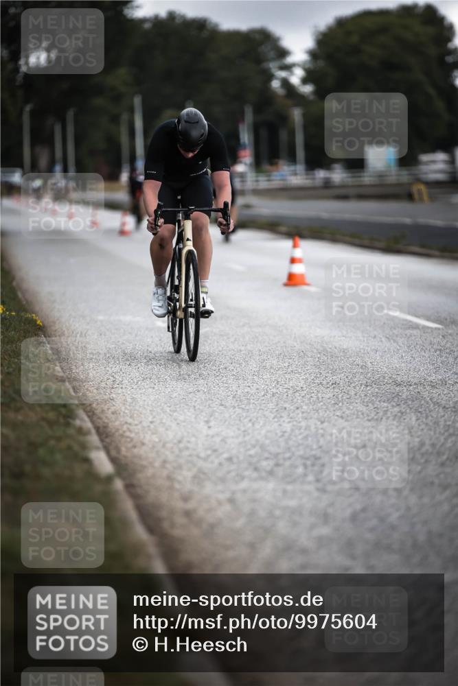 16.08.2026 - KN Förde Triathlon 2026 H.Heesch http://msf.ph/oto/9975604 16.08.2026 11:12:06 Radfahren 312, 357, 393 meine-sportfotos.de