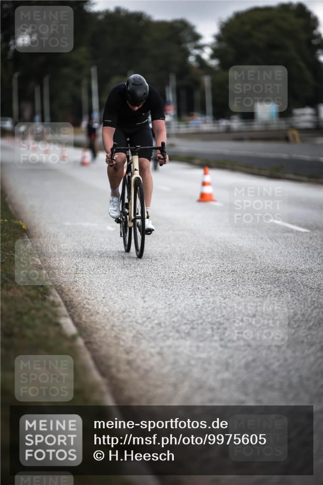 16.08.2026 - KN Förde Triathlon 2026 H.Heesch http://msf.ph/oto/9975605 16.08.2026 11:12:06 Radfahren 312, 357, 393 meine-sportfotos.de