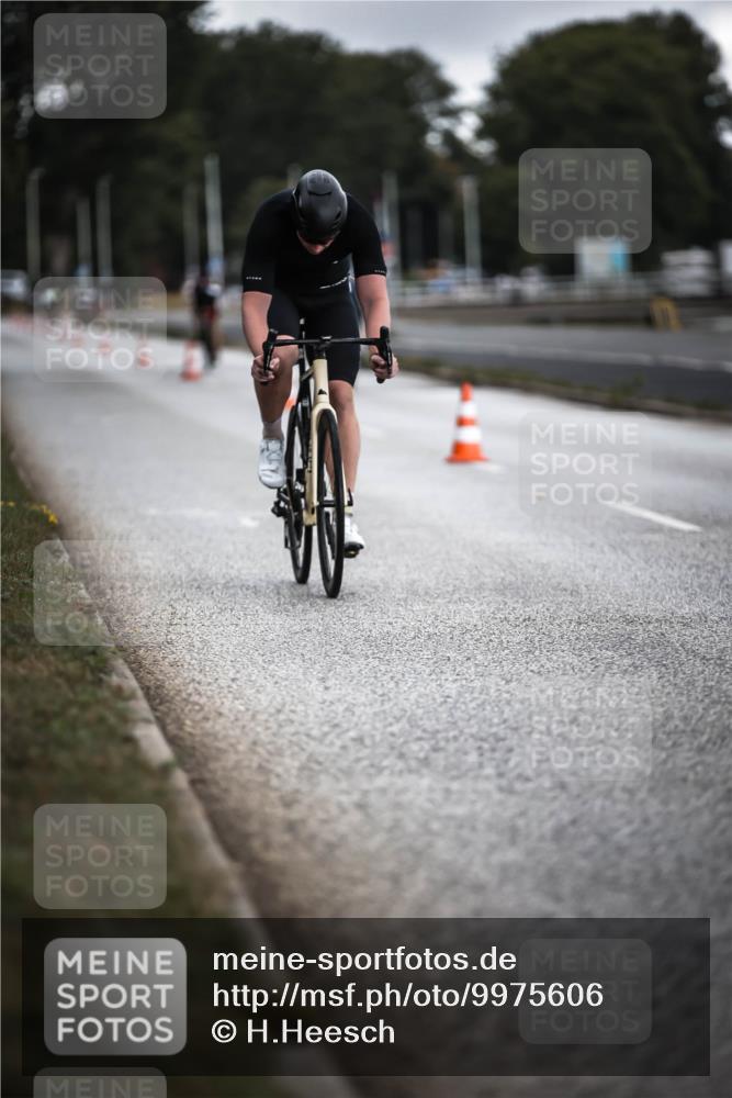 16.08.2026 - KN Förde Triathlon 2026 H.Heesch http://msf.ph/oto/9975606 16.08.2026 11:12:06 Radfahren 312, 357, 393 meine-sportfotos.de