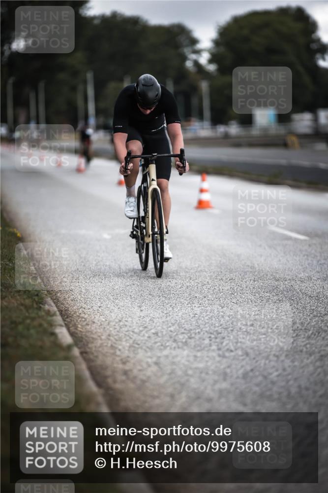 16.08.2026 - KN Förde Triathlon 2026 H.Heesch http://msf.ph/oto/9975608 16.08.2026 11:12:06 Radfahren 312, 357, 393 meine-sportfotos.de