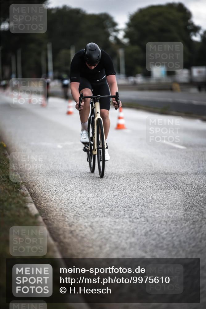 16.08.2026 - KN Förde Triathlon 2026 H.Heesch http://msf.ph/oto/9975610 16.08.2026 11:12:06 Radfahren 312, 357, 393 meine-sportfotos.de