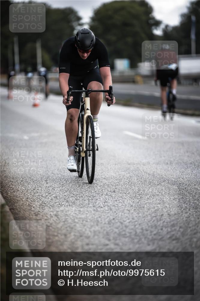 16.08.2026 - KN Förde Triathlon 2026 H.Heesch http://msf.ph/oto/9975615 16.08.2026 11:12:06 Radfahren 312, 357, 393 meine-sportfotos.de
