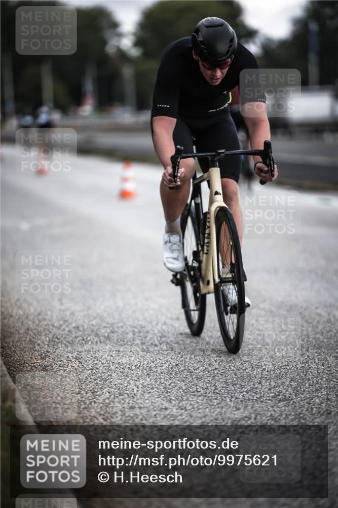 16.08.2026 - KN Förde Triathlon 2026 H.Heesch http://msf.ph/oto/9975621 16.08.2026 11:12:07 Radfahren 312, 334, 357, 393 meine-sportfotos.de