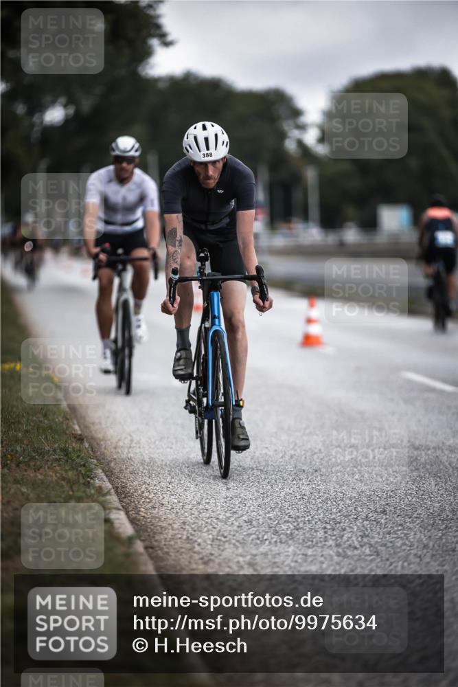 16.08.2026 - KN Förde Triathlon 2026 H.Heesch http://msf.ph/oto/9975634 16.08.2026 11:12:20 Radfahren 315, 388, 400, 408 meine-sportfotos.de