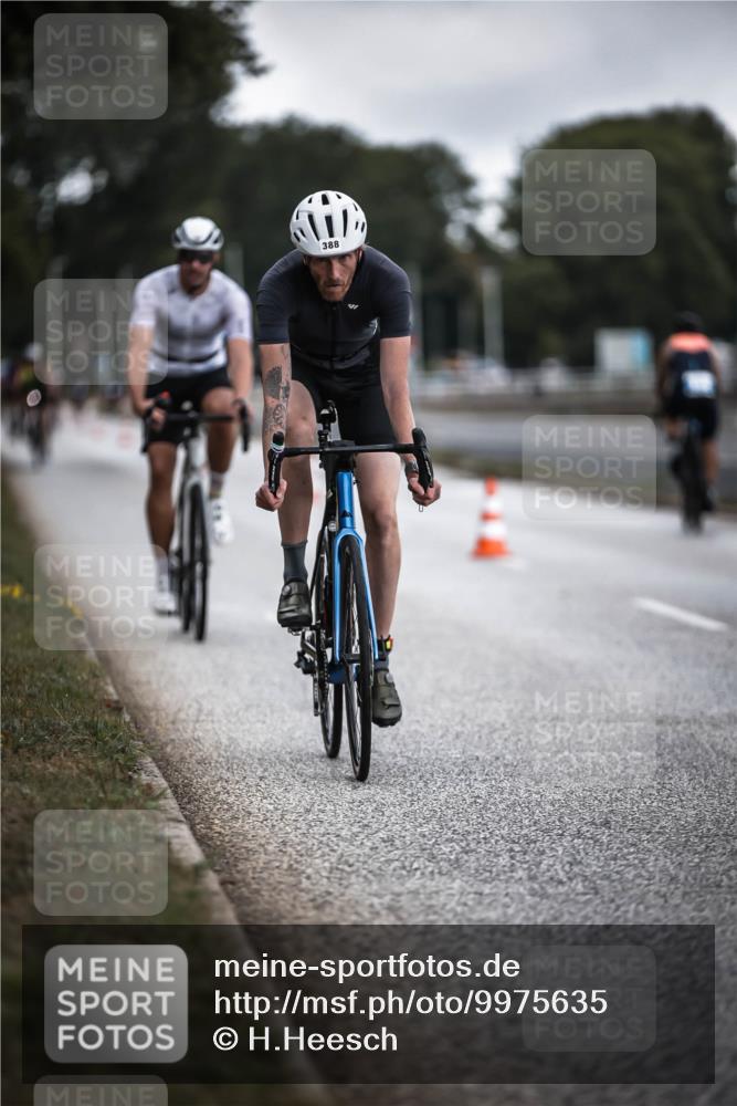 16.08.2026 - KN Förde Triathlon 2026 H.Heesch http://msf.ph/oto/9975635 16.08.2026 11:12:20 Radfahren 315, 388, 400, 408 meine-sportfotos.de