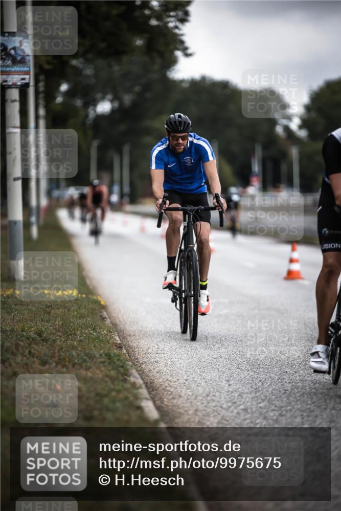 16.08.2026 - KN Förde Triathlon 2026 H.Heesch http://msf.ph/oto/9975675 16.08.2026 11:12:31 Radfahren 310, 364, 374, 392 meine-sportfotos.de