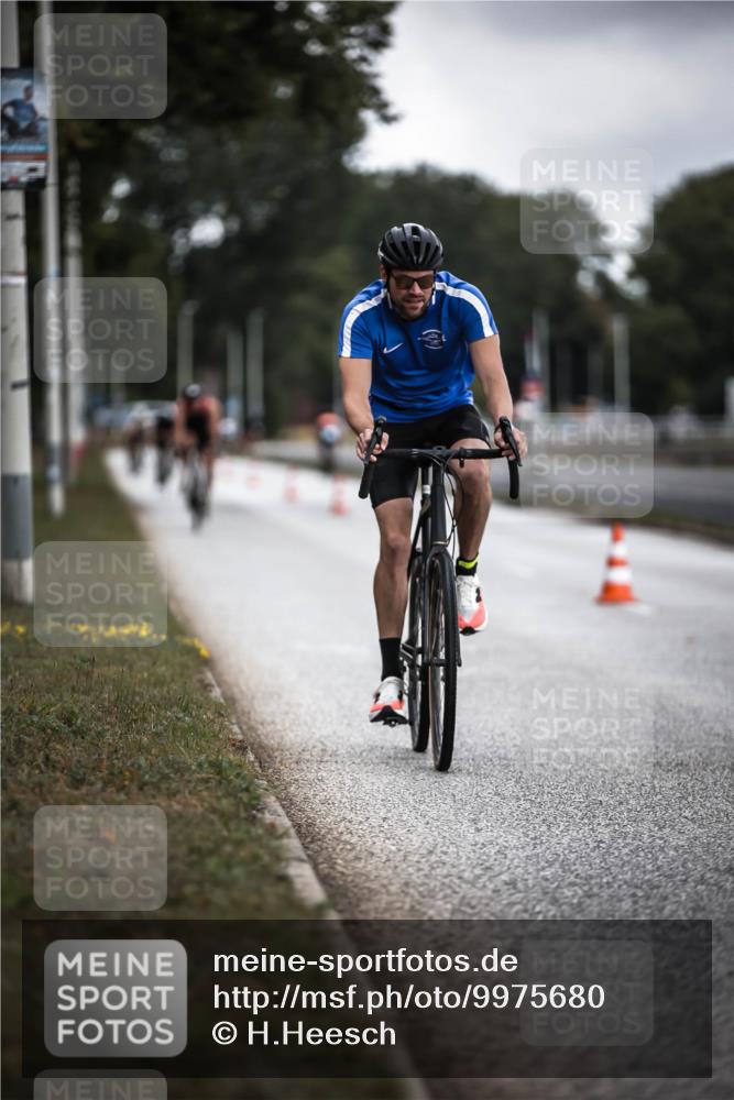 16.08.2026 - KN Förde Triathlon 2026 H.Heesch http://msf.ph/oto/9975680 16.08.2026 11:12:31 Radfahren 310, 364, 374, 392 meine-sportfotos.de