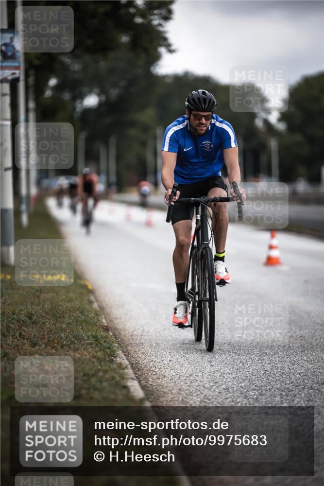 16.08.2026 - KN Förde Triathlon 2026 H.Heesch http://msf.ph/oto/9975683 16.08.2026 11:12:31 Radfahren 310, 364, 374, 392 meine-sportfotos.de