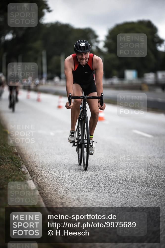 16.08.2026 - KN Förde Triathlon 2026 H.Heesch http://msf.ph/oto/9975689 16.08.2026 11:12:36 Radfahren 323, 325, 374, 407, 412 meine-sportfotos.de