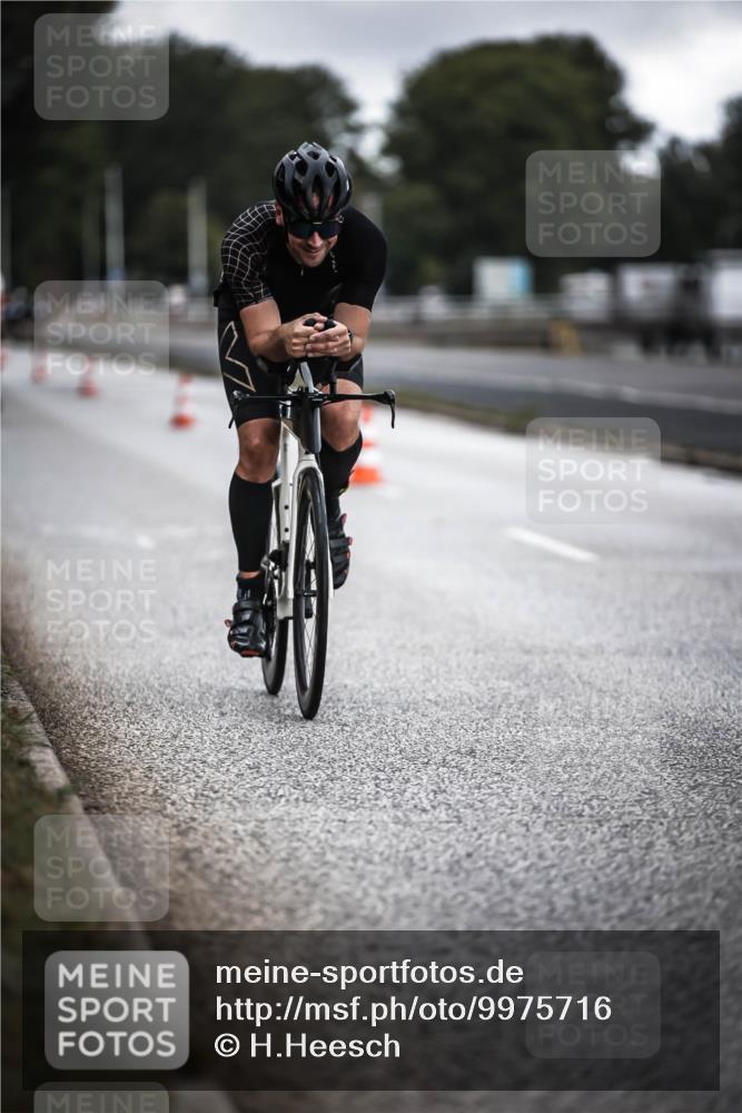 16.08.2026 - KN Förde Triathlon 2026 H.Heesch http://msf.ph/oto/9975716 16.08.2026 11:12:39 Radfahren 323, 325, 374, 395, 407, 412 meine-sportfotos.de