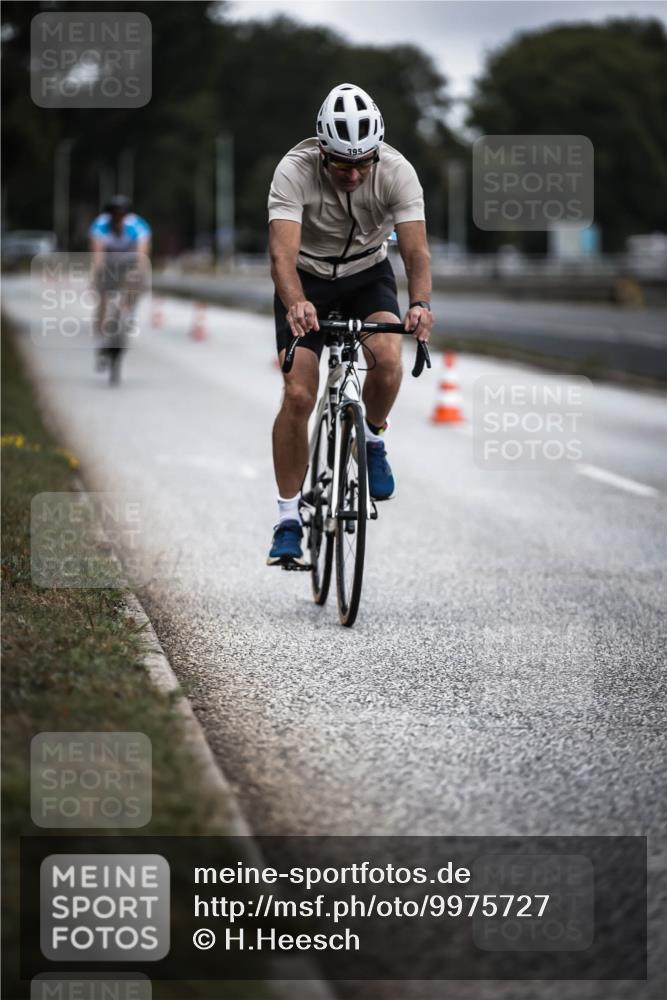 16.08.2026 - KN Förde Triathlon 2026 H.Heesch http://msf.ph/oto/9975727 16.08.2026 11:12:43 Radfahren 395, 407, 410 meine-sportfotos.de