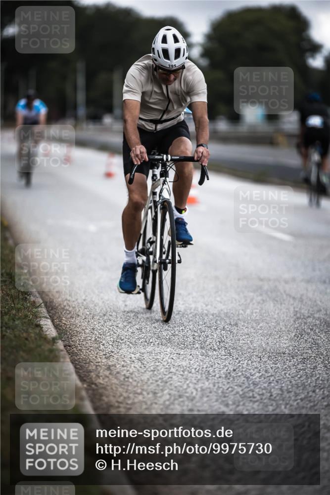 16.08.2026 - KN Förde Triathlon 2026 H.Heesch http://msf.ph/oto/9975730 16.08.2026 11:12:43 Radfahren 395, 407, 410 meine-sportfotos.de