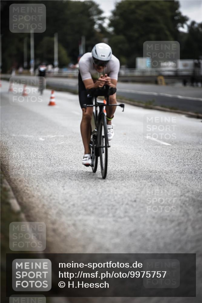 16.08.2026 - KN Förde Triathlon 2026 H.Heesch http://msf.ph/oto/9975757 16.08.2026 11:13:07 Radfahren 340 meine-sportfotos.de
