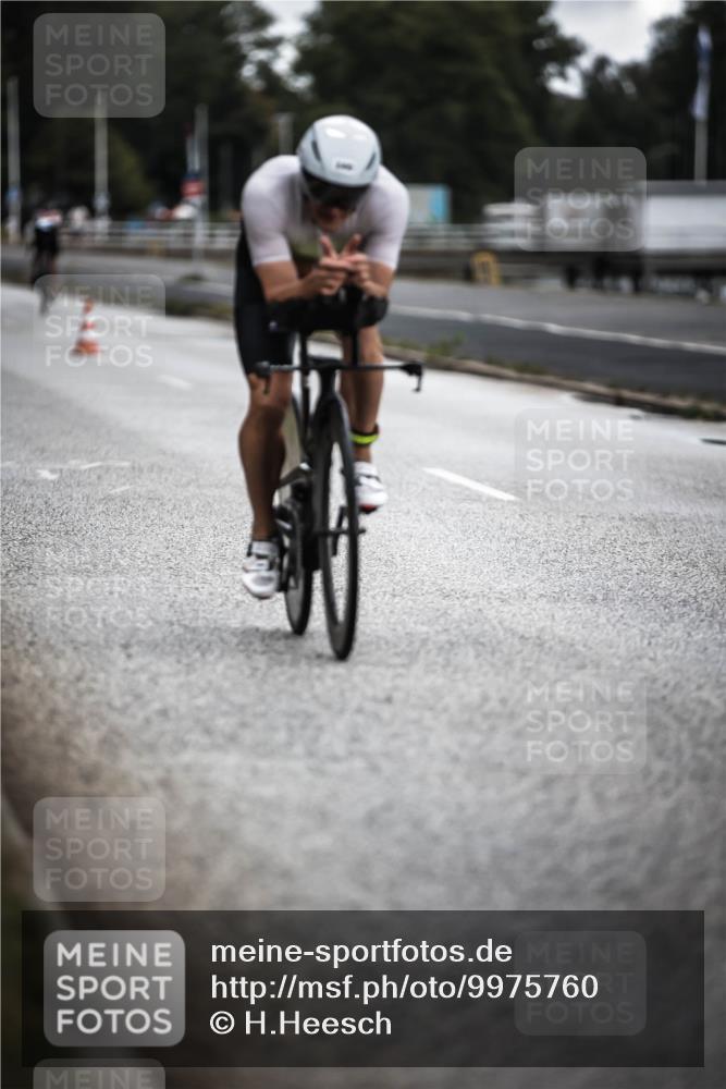16.08.2026 - KN Förde Triathlon 2026 H.Heesch http://msf.ph/oto/9975760 16.08.2026 11:13:08 Radfahren 340, 403 meine-sportfotos.de