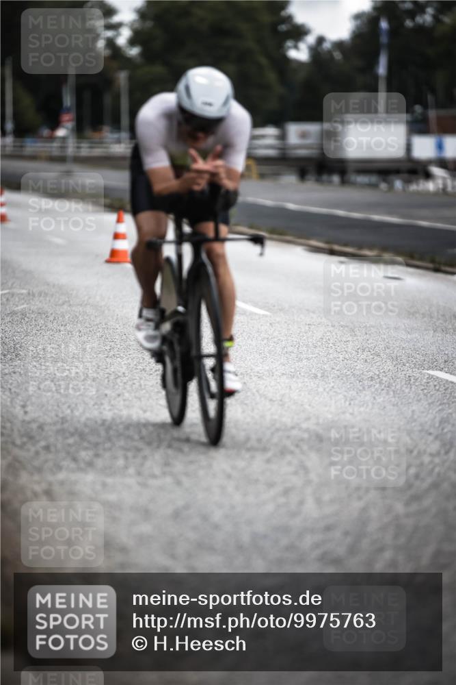 16.08.2026 - KN Förde Triathlon 2026 H.Heesch http://msf.ph/oto/9975763 16.08.2026 11:13:08 Radfahren 340, 403 meine-sportfotos.de