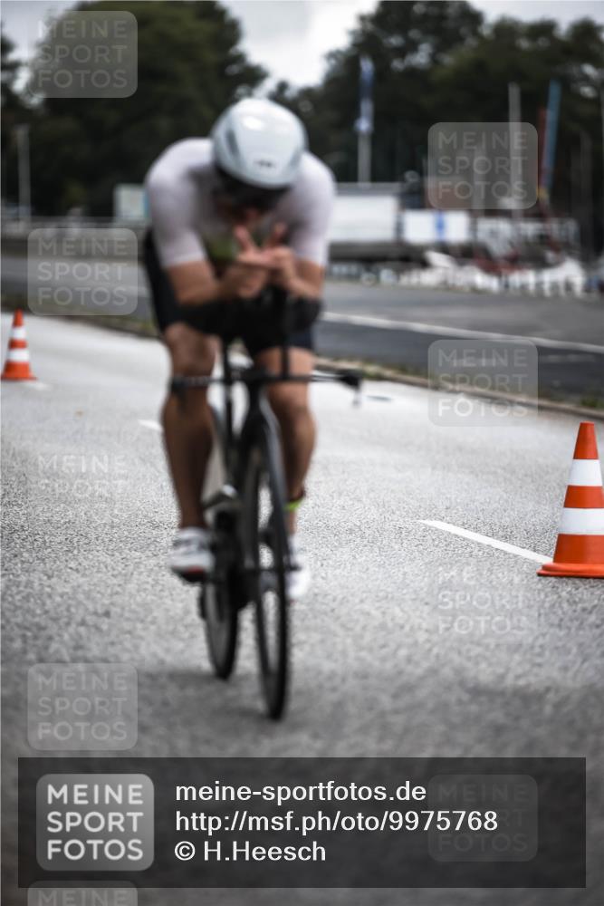 16.08.2026 - KN Förde Triathlon 2026 H.Heesch http://msf.ph/oto/9975768 16.08.2026 11:13:08 Radfahren 340, 403 meine-sportfotos.de