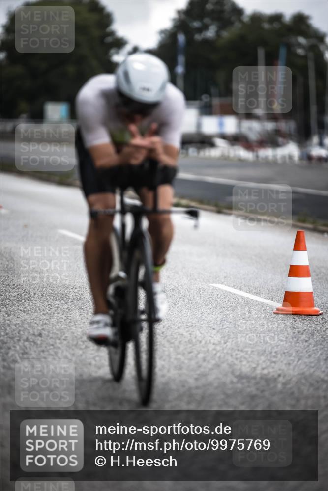 16.08.2026 - KN Förde Triathlon 2026 H.Heesch http://msf.ph/oto/9975769 16.08.2026 11:13:08 Radfahren 340, 403 meine-sportfotos.de
