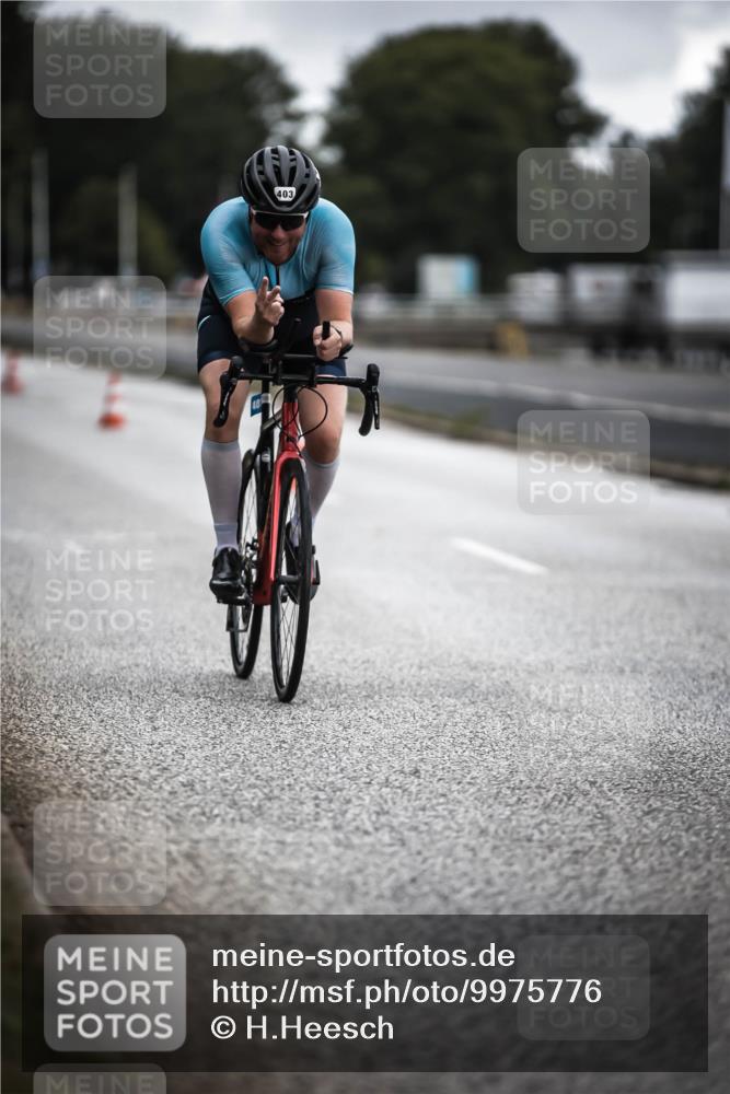16.08.2026 - KN Förde Triathlon 2026 H.Heesch http://msf.ph/oto/9975776 16.08.2026 11:13:13 Radfahren 329, 379, 403, 422 meine-sportfotos.de