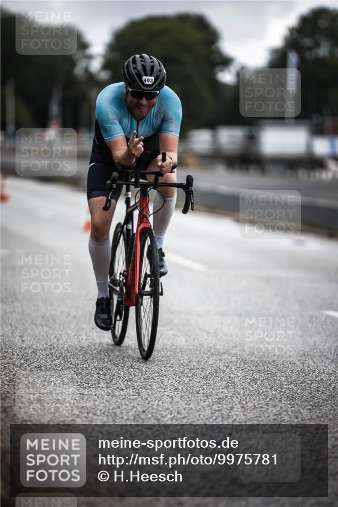 16.08.2026 - KN Förde Triathlon 2026 H.Heesch http://msf.ph/oto/9975781 16.08.2026 11:13:13 Radfahren 329, 379, 403, 422 meine-sportfotos.de