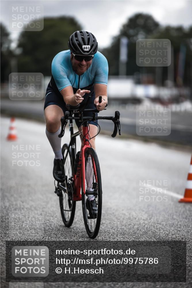 16.08.2026 - KN Förde Triathlon 2026 H.Heesch http://msf.ph/oto/9975786 16.08.2026 11:13:13 Radfahren 329, 379, 403, 422 meine-sportfotos.de