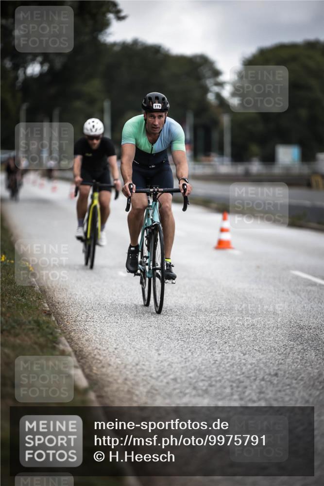 16.08.2026 - KN Förde Triathlon 2026 H.Heesch http://msf.ph/oto/9975791 16.08.2026 11:13:17 Radfahren 329, 379, 385, 422 meine-sportfotos.de