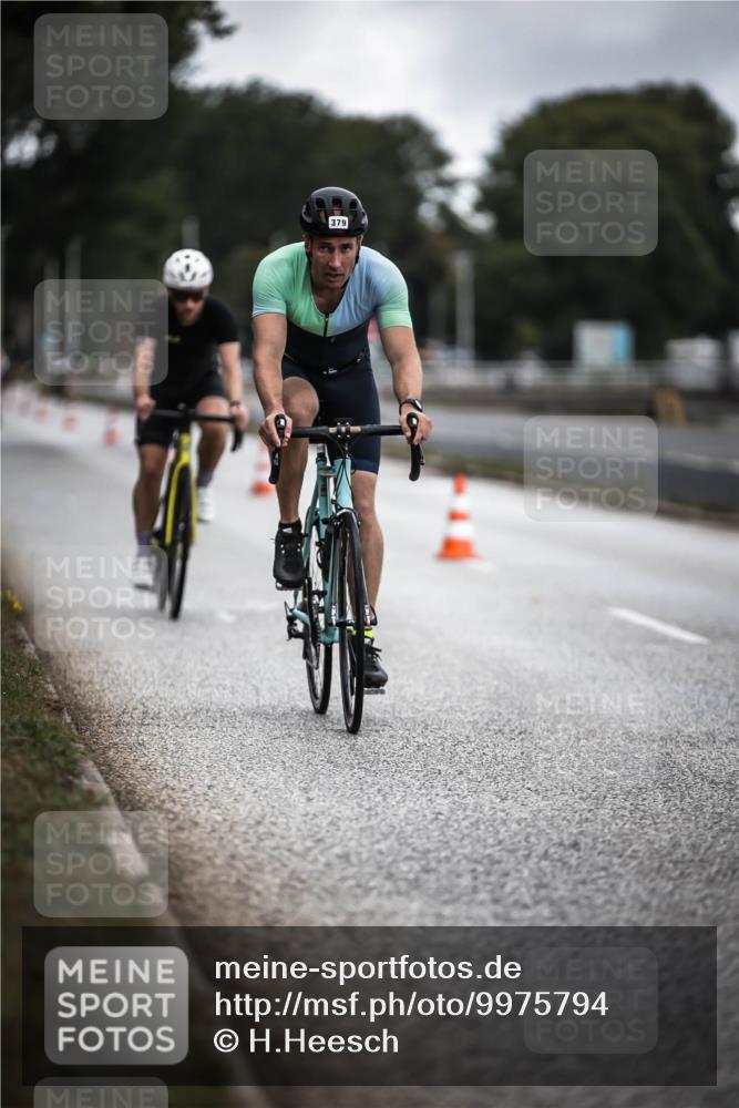 16.08.2026 - KN Förde Triathlon 2026 H.Heesch http://msf.ph/oto/9975794 16.08.2026 11:13:17 Radfahren 329, 379, 385, 422 meine-sportfotos.de