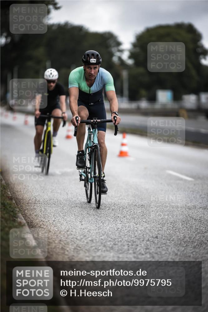 16.08.2026 - KN Förde Triathlon 2026 H.Heesch http://msf.ph/oto/9975795 16.08.2026 11:13:17 Radfahren 329, 379, 385, 422 meine-sportfotos.de