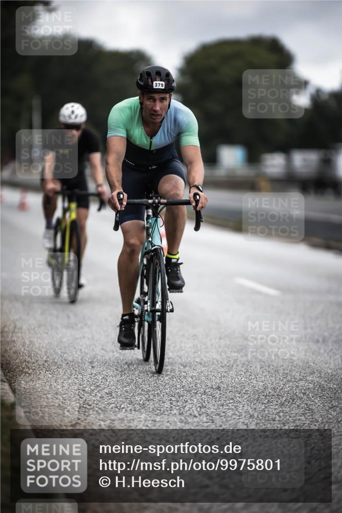 16.08.2026 - KN Förde Triathlon 2026 H.Heesch http://msf.ph/oto/9975801 16.08.2026 11:13:17 Radfahren 329, 379, 385, 422 meine-sportfotos.de