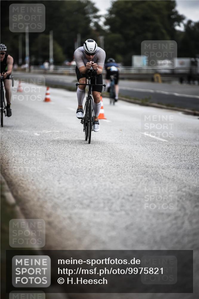 16.08.2026 - KN Förde Triathlon 2026 H.Heesch http://msf.ph/oto/9975821 16.08.2026 11:13:23 Radfahren 321, 363, 375, 385, 399 meine-sportfotos.de