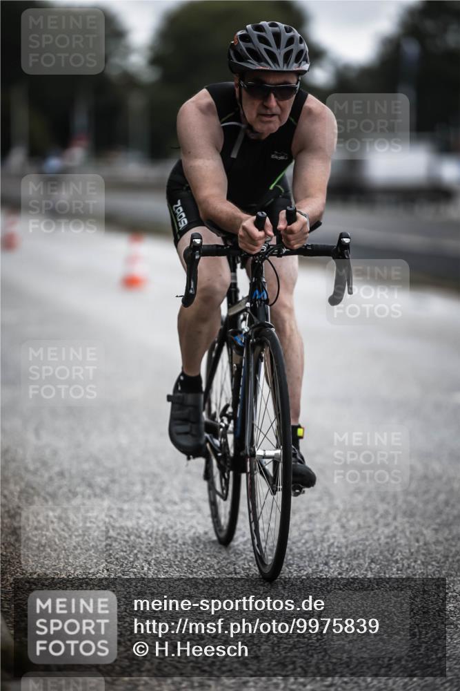 16.08.2026 - KN Förde Triathlon 2026 H.Heesch http://msf.ph/oto/9975839 16.08.2026 11:13:25 Radfahren 321, 363, 375, 399 meine-sportfotos.de