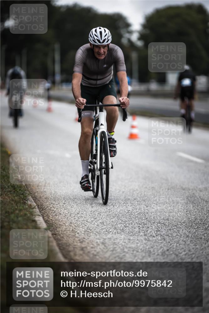 16.08.2026 - KN Förde Triathlon 2026 H.Heesch http://msf.ph/oto/9975842 16.08.2026 11:13:31 Radfahren 316, 394, 413, 421 meine-sportfotos.de