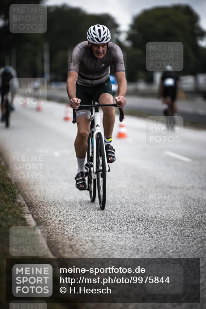16.08.2026 - KN Förde Triathlon 2026 H.Heesch http://msf.ph/oto/9975844 16.08.2026 11:13:31 Radfahren 316, 394, 413, 421 meine-sportfotos.de