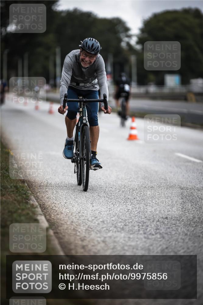 16.08.2026 - KN Förde Triathlon 2026 H.Heesch http://msf.ph/oto/9975856 16.08.2026 11:13:34 Radfahren 316, 394, 413, 421 meine-sportfotos.de